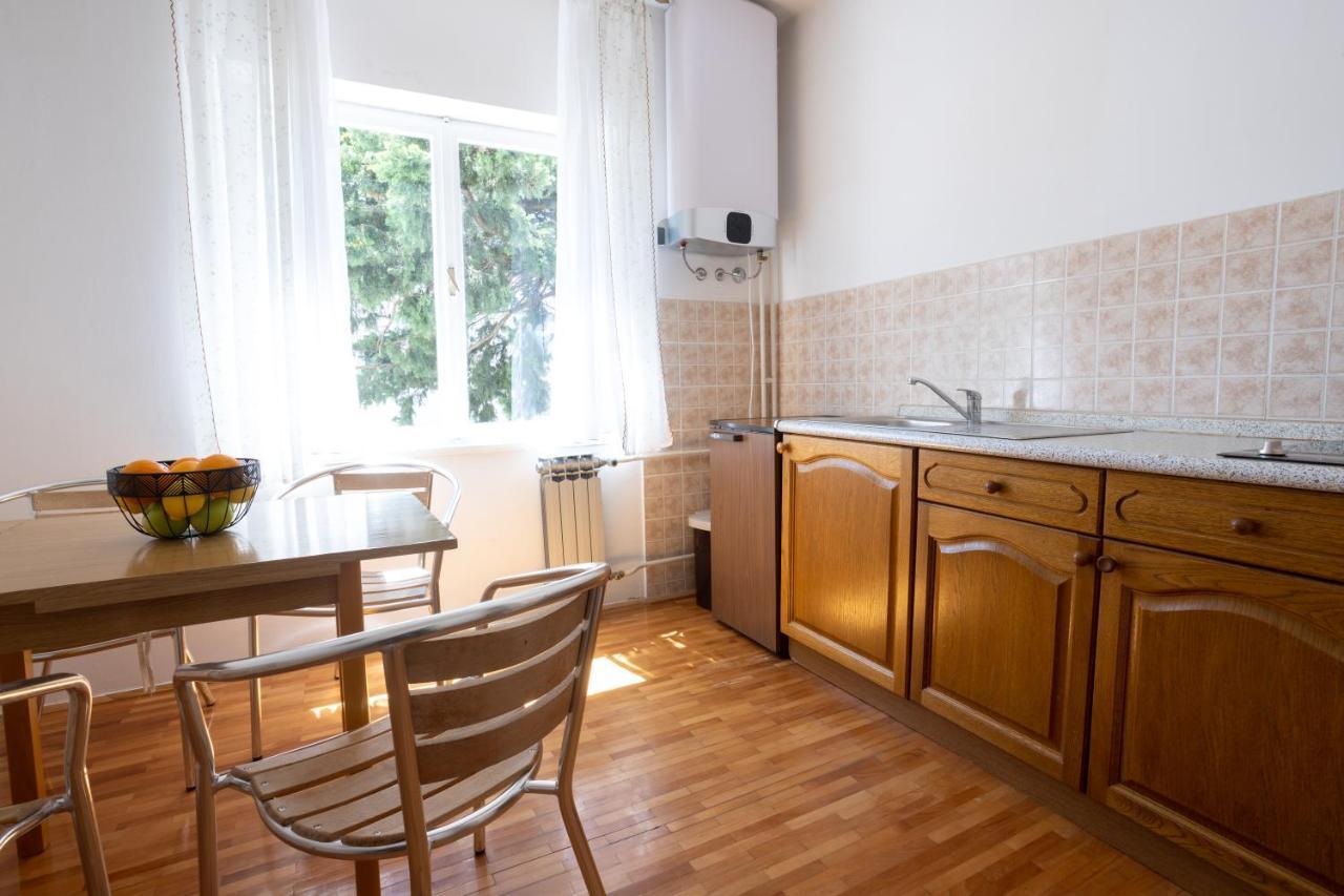 Apartments Lonzor I 셀스 외부 사진