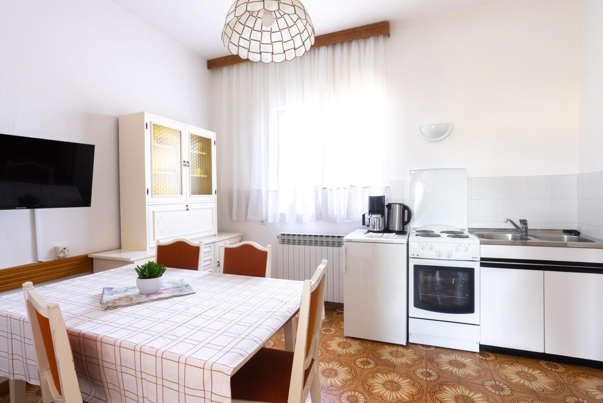 Apartments Lonzor I 셀스 외부 사진